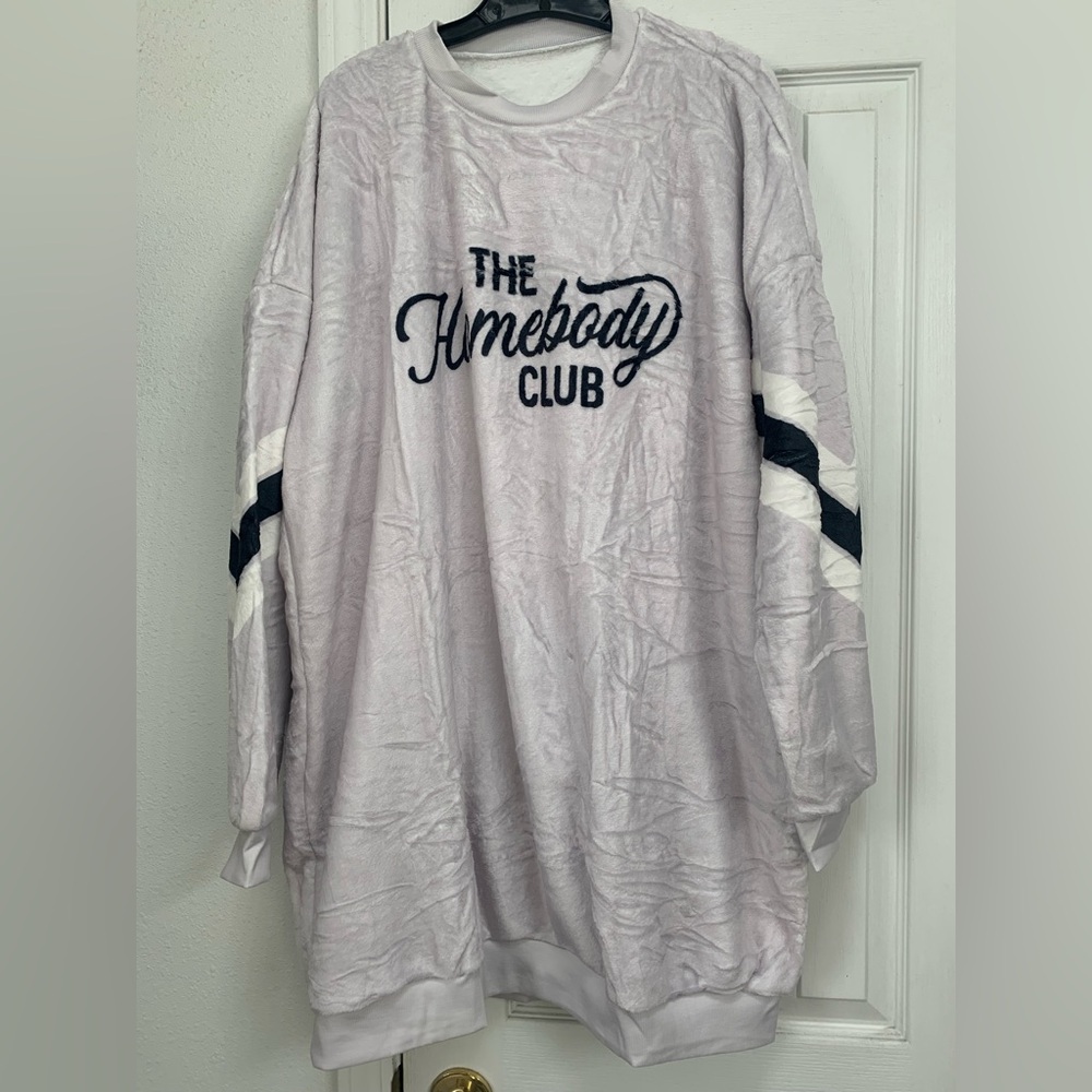 **NWOT Homebody Club Oversized Sweatshirt